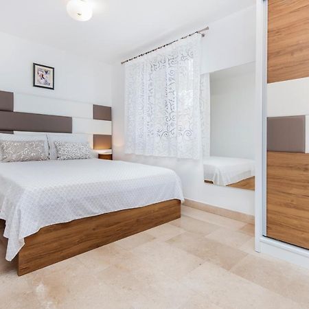 Guesthouse Santin Rovinj Exterior foto